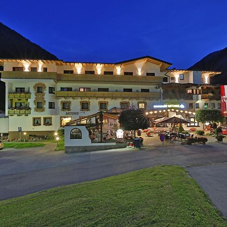 Bergsporthotel Antonie Gries im Sellrain Esterno foto