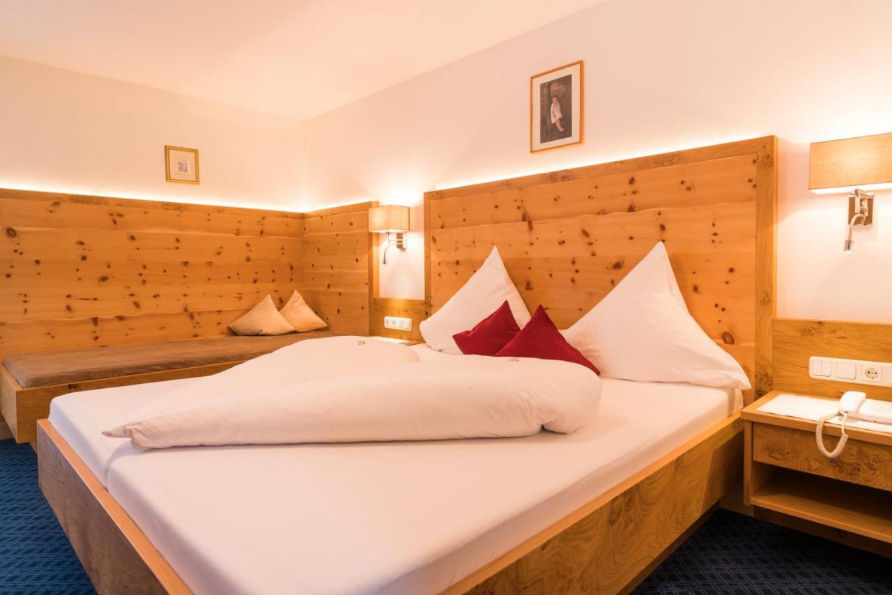 Bergsporthotel Antonie Gries im Sellrain Esterno foto