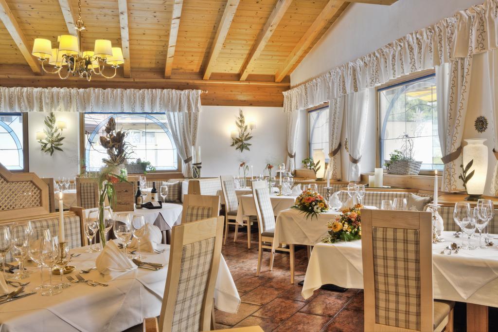 Bergsporthotel Antonie Gries im Sellrain Esterno foto