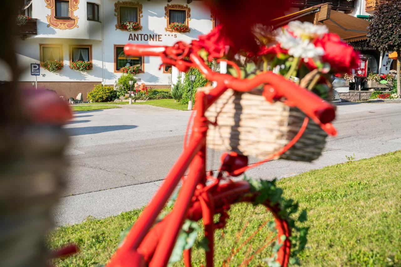 Bergsporthotel Antonie Gries im Sellrain Esterno foto