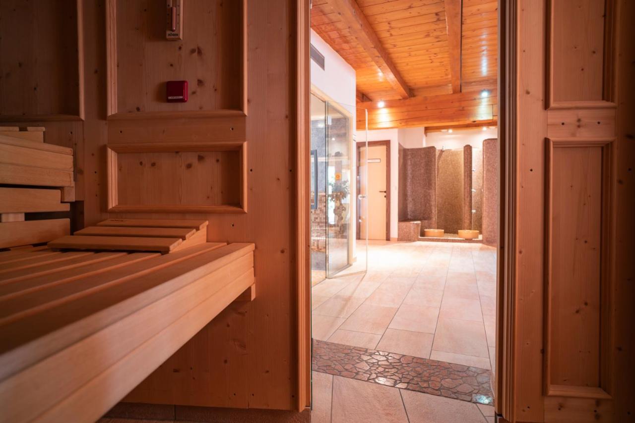Bergsporthotel Antonie Gries im Sellrain Esterno foto