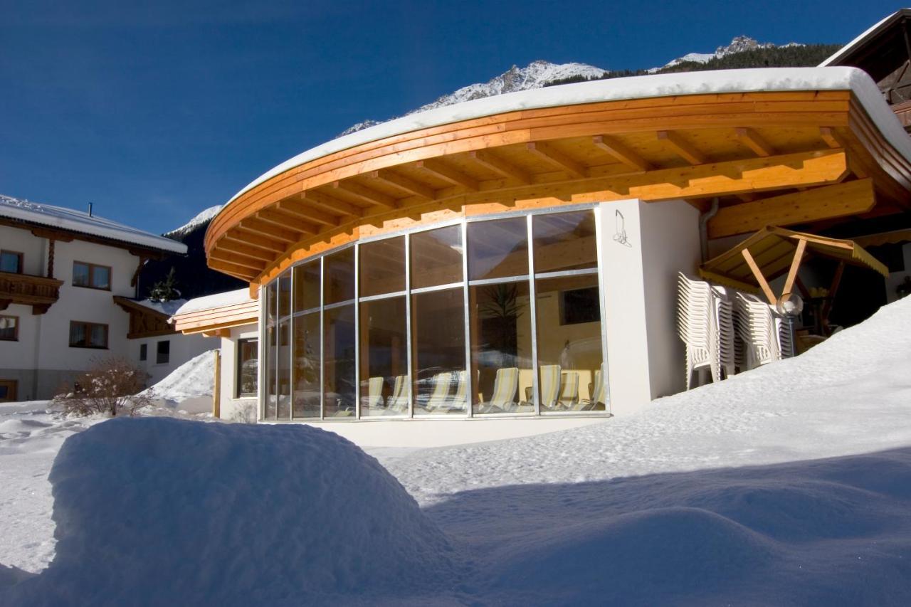 Bergsporthotel Antonie Gries im Sellrain Esterno foto